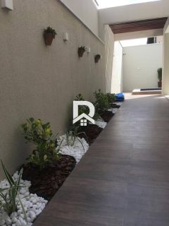 Casa à venda - Condomínio Jardins da Serra