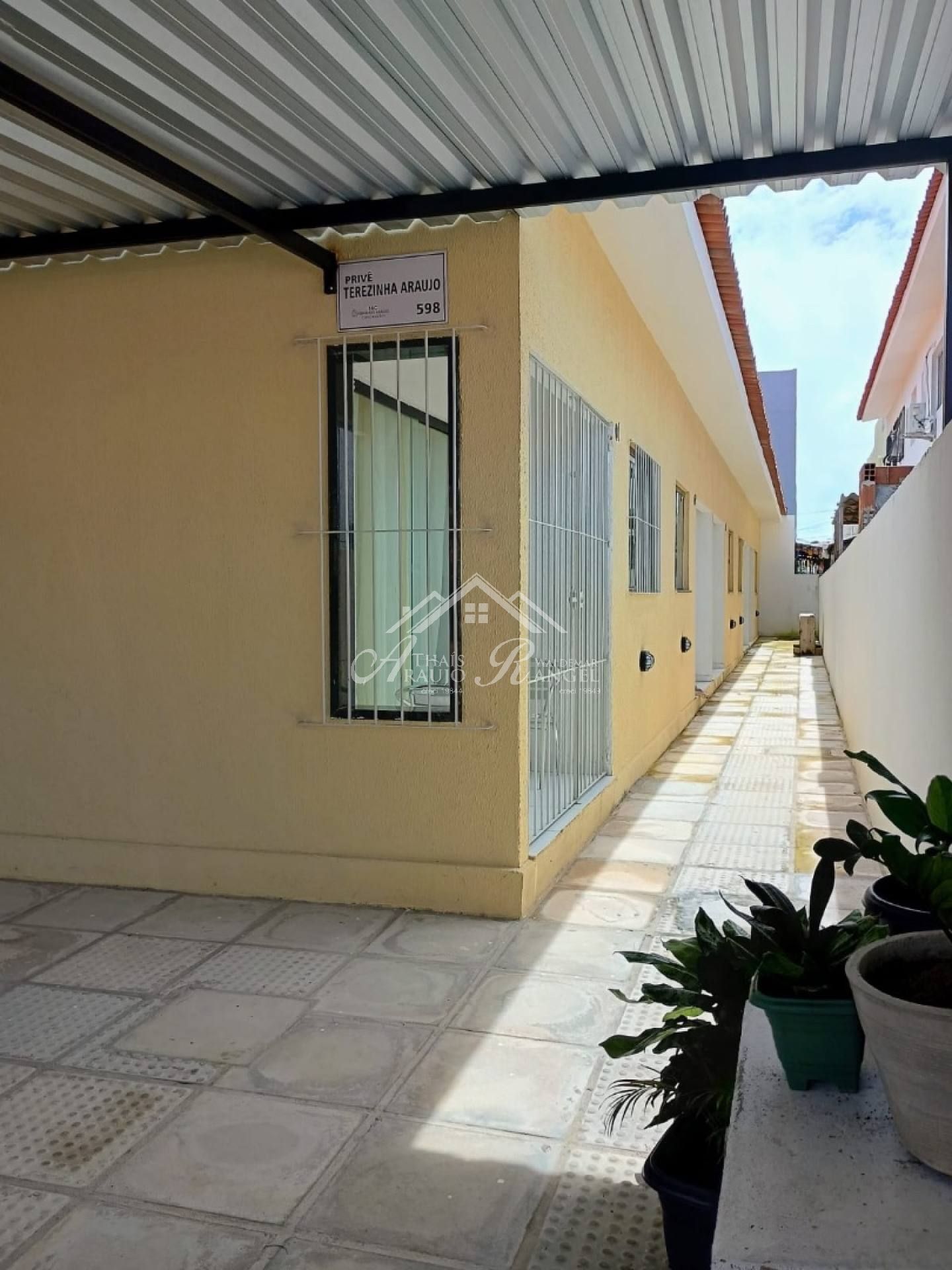 VENDO REPASSE NA AVENIDA COSTA AZUL/PE