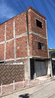 VENDO TRIPLEX EM PEIXINHOS/PE