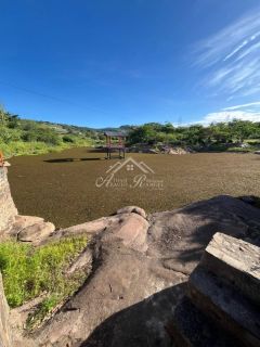 VENDO GRANJA EM GRAVATÁ/PE