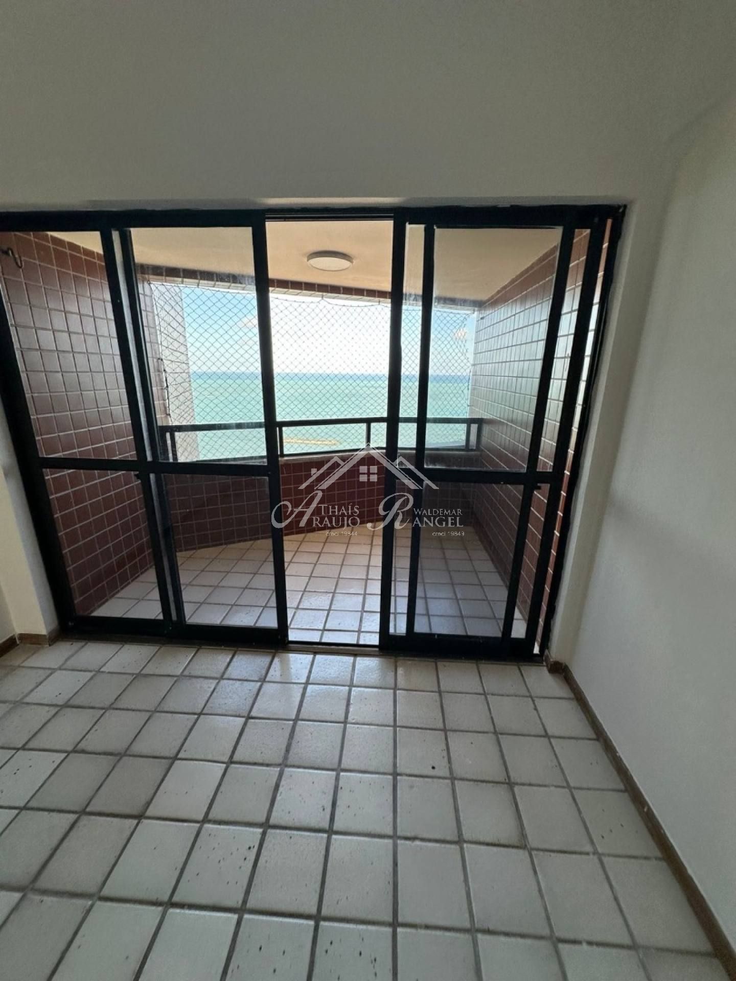 LOCAÇÃO DE APARTAMENTO EM CANDEIAS/PE