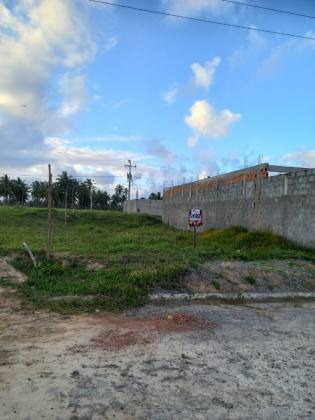 Lote / Terreno de Bairro Para Vender no bairro Luar da Barra em Barra Dos Coqueiros