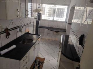 Apartamento Para Vender com 3 quartos, sendo 1 suíte no bairro Centro em Aracaju