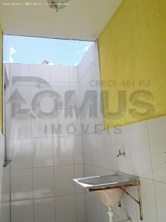 Casa de Condomínio Para Vender com 3 quartos no bairro Madre Paulina em São Cristóvão