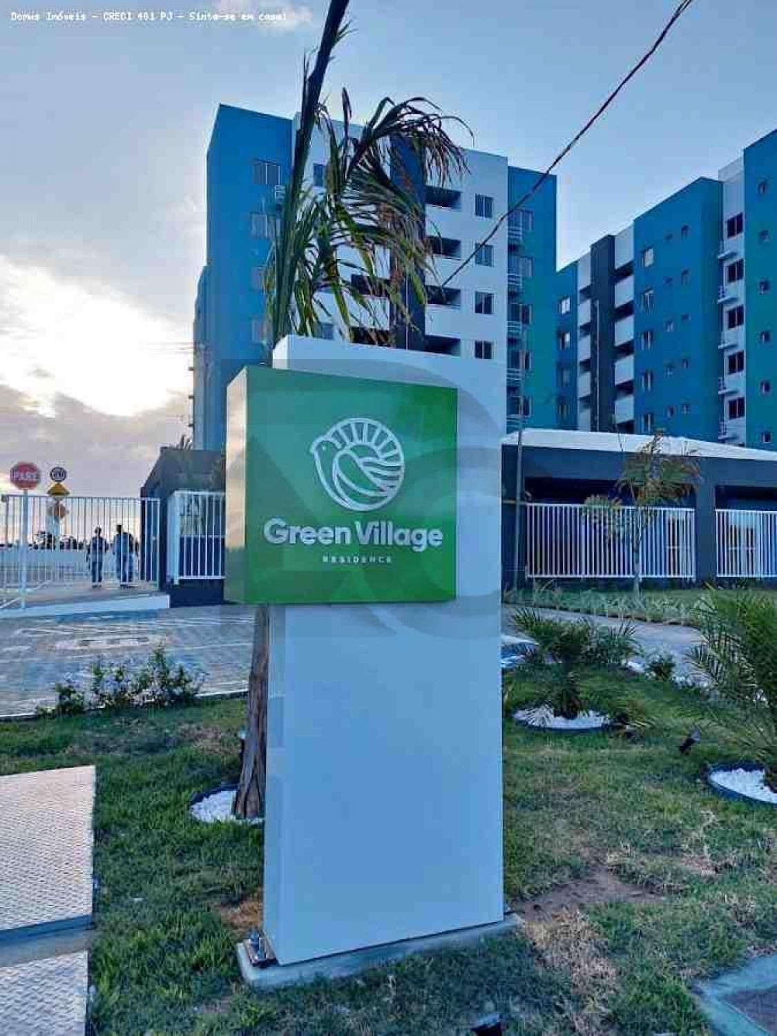 Apartamento Para Vender com 3 quartos, sendo 1 suíte no bairro Costa Paradiso em Barra Dos Coqueiros