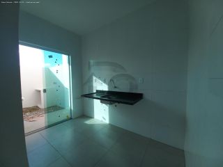 Casa Para Vender com 3 quartos 2 suítes no bairro Coroa do Meio em Aracaju