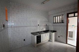 Casa Para Vender com 7 quartos no bairro São Conrado em Aracaju