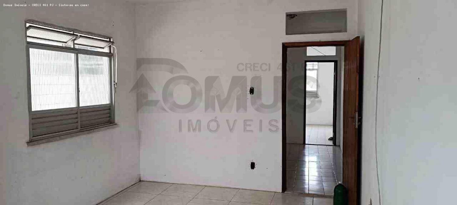 Casa Para Vender com 5 quartos no bairro São José em Aracaju