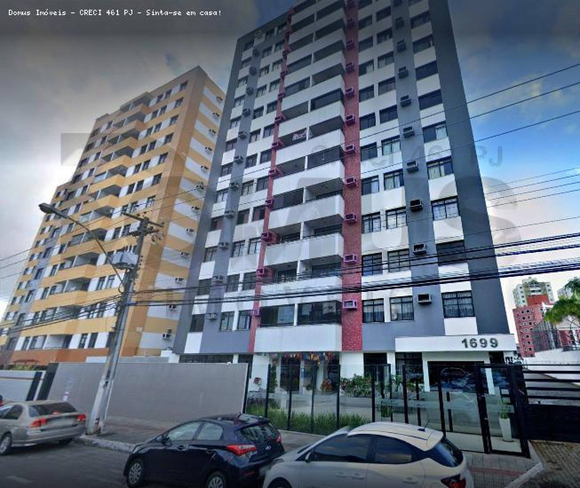 Apartamento Para Vender com 4 quartos, sendo 1 suíte no bairro Luzia em Aracaju