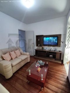Casa Para Vender com 5 quartos, sendo 2 suítes no bairro São Conrado em Aracaju