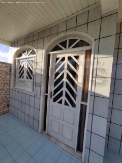 Casa Para Vender com 5 quartos, sendo 2 suítes no bairro São Conrado em Aracaju