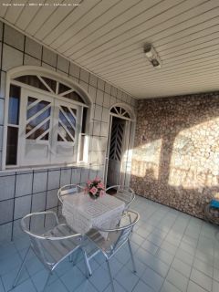 Casa Para Vender com 5 quartos, sendo 2 suítes no bairro São Conrado em Aracaju
