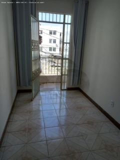 Casa Para Vender com 4 quartos, sendo 1 suíte no bairro Luzia em Aracaju