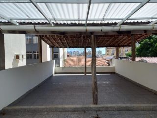 Casa Para Vender com 4 quartos, sendo 1 suíte no bairro Luzia em Aracaju