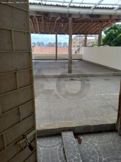 Casa Para Vender com 4 quartos, sendo 1 suíte no bairro Luzia em Aracaju