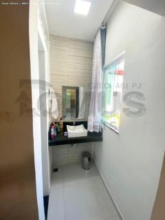 Casa Para Vender com 4 quartos 1 suíte no bairro São Conrado em Aracaju