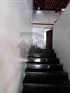 Casa Para Vender com 4 quartos, sendo 1 suíte no bairro Siqueira Campos em Aracaju