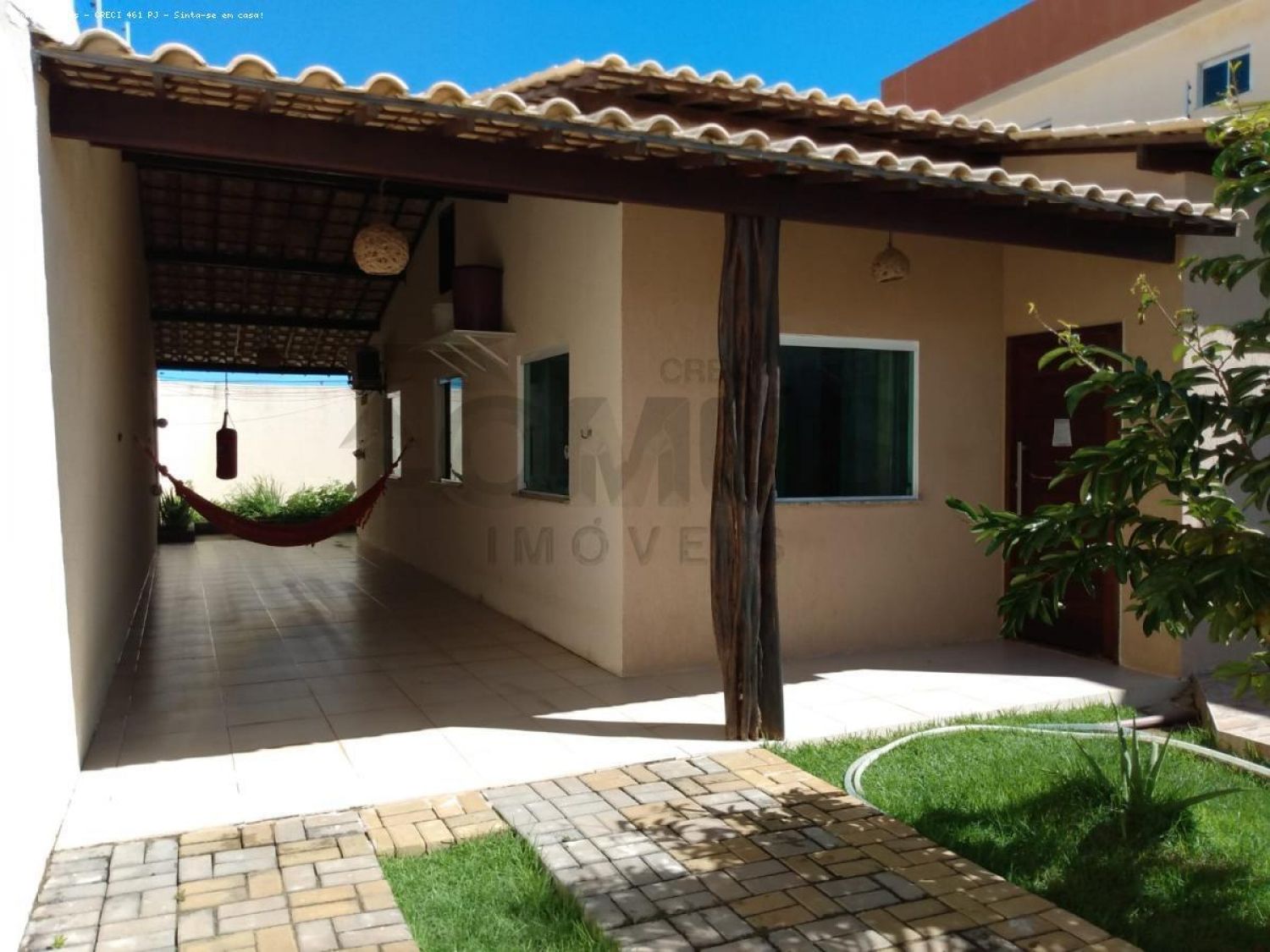 Casa de Condomínio Para Vender com 3 quartos 1 suíte no bairro Robalo em Aracaju