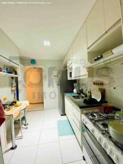 Apartamento Para Vender com 3 quartos 1 suíte no bairro Grageru em Aracaju