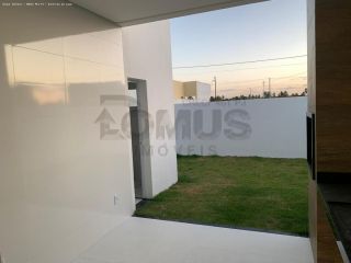 Casa de Condomínio Para Vender com 3 quartos, sendo 1 suíte no bairro Olhos d`Água em Barra Dos Coqueiros