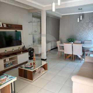 Casa Para Vender com 5 quartos 2 suítes no bairro José Conrado de Araújo em Aracaju