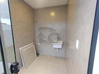 Casa de Condomínio Para Vender com 3 quartos 1 suíte no bairro Zona de Expansão (Olhos D`Agua) em Barra Dos Coqueiros