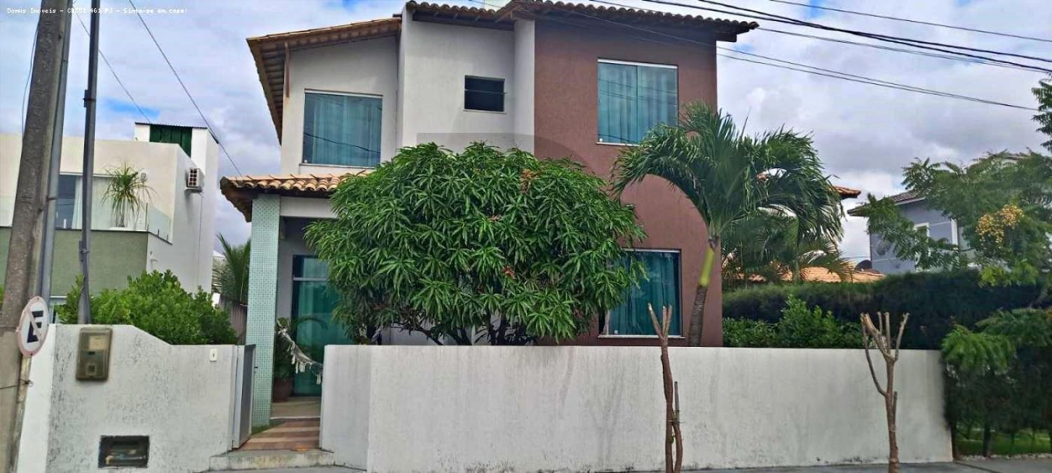 Casa de Condomínio Para Vender com 4 quartos, sendo 2 suítes no bairro Matapoã em Aracaju