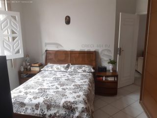 Casa Para Vender com 4 quartos 2 suítes no bairro Luzia em Aracaju