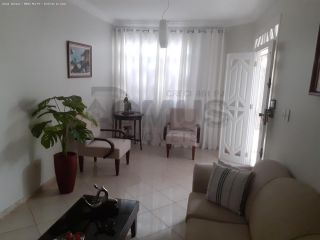 Casa Para Vender com 4 quartos 2 suítes no bairro Luzia em Aracaju