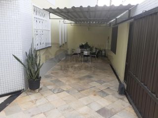 Casa Para Vender com 4 quartos 2 suítes no bairro Luzia em Aracaju