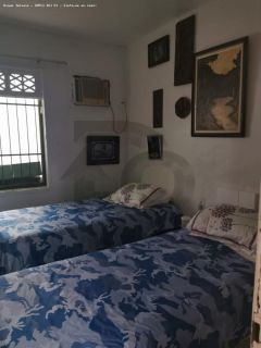 Casa Para Vender com 5 quartos 2 suítes no bairro Atalaia em Aracaju