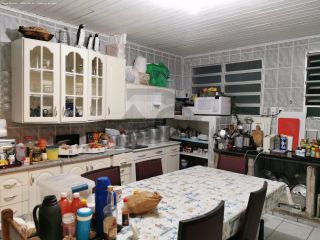 Casa Para Vender com 5 quartos 2 suítes no bairro Atalaia em Aracaju