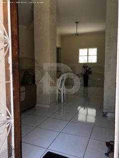 Casa Para Vender com 6 quartos 1 suíte no bairro Ponto Novo em Aracaju