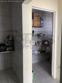 Casa Para Vender com 6 quartos 1 suíte no bairro Ponto Novo em Aracaju