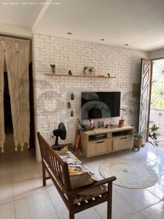 Casa Para Vender com 6 quartos 1 suíte no bairro Ponto Novo em Aracaju