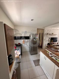 Casa Para Vender com 6 quartos 1 suíte no bairro Ponto Novo em Aracaju