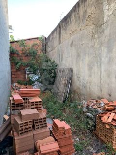 Galpão / Depósito / Armazém Para Vender com 1 quarto no bairro Aruana em Aracaju