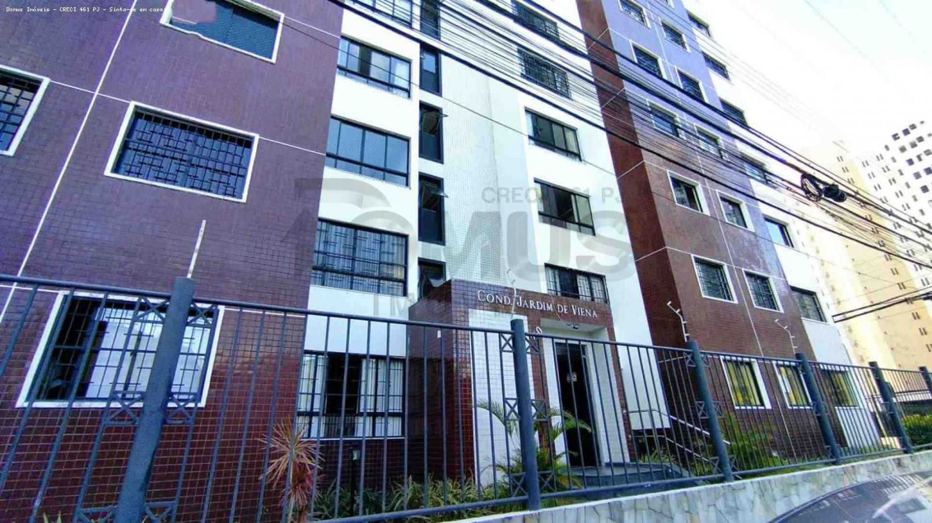 Apartamento Para Vender com 3 quartos 1 suíte no bairro Treze de Julho em Aracaju