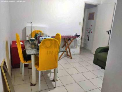 Casa de Condomínio Para Vender com 2 quartos no bairro Rosa Elze em São Cristóvão