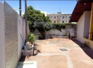 Casa Para Vender com 2 quartos no bairro Madre Paulina em São Cristóvão