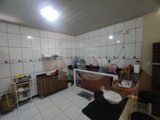 Casa Para Vender com 3 quartos 1 suíte no bairro Aruana em Aracaju
