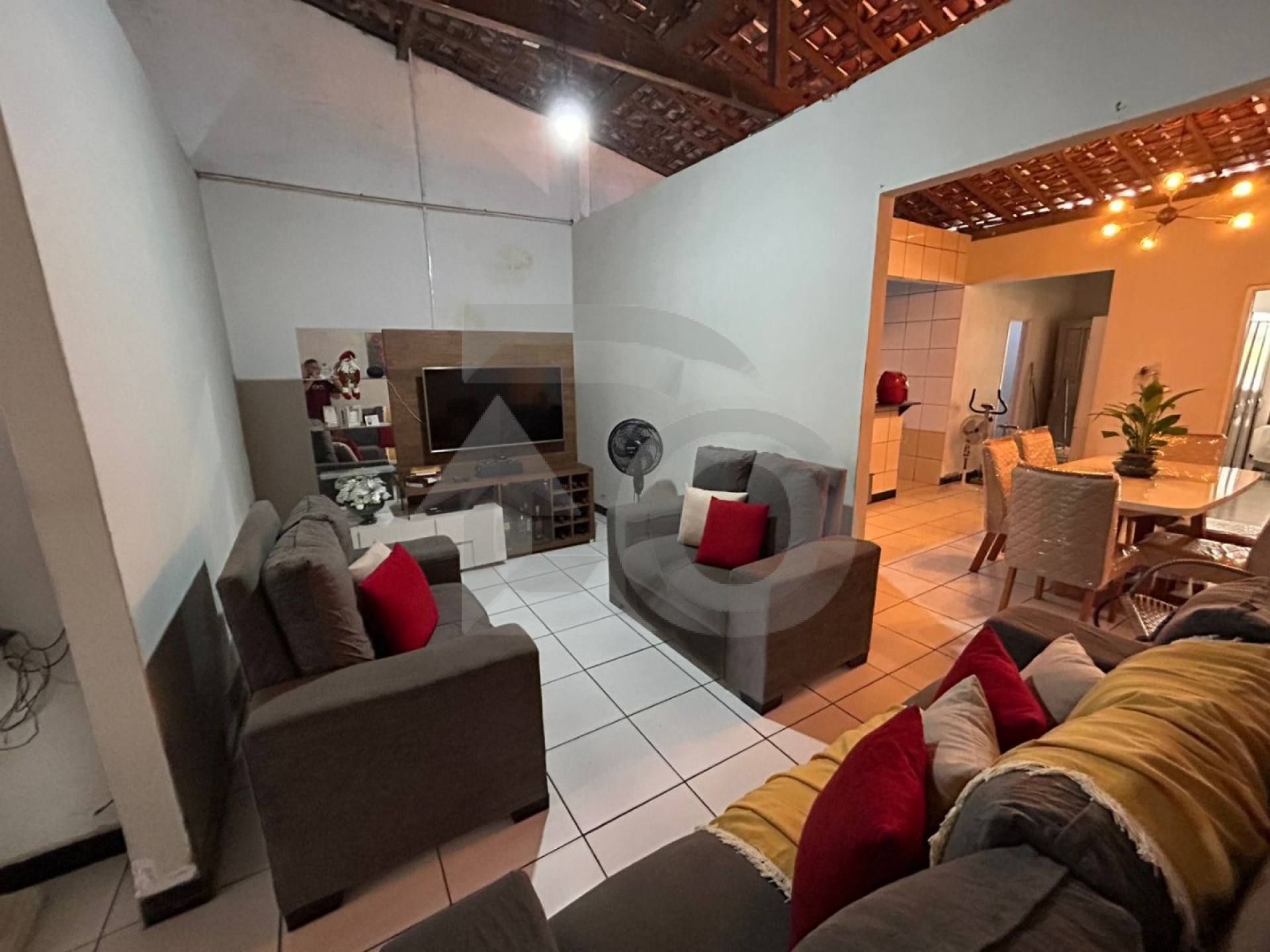 Casa Para Vender com 3 quartos 1 suíte no bairro Palestina em Aracaju