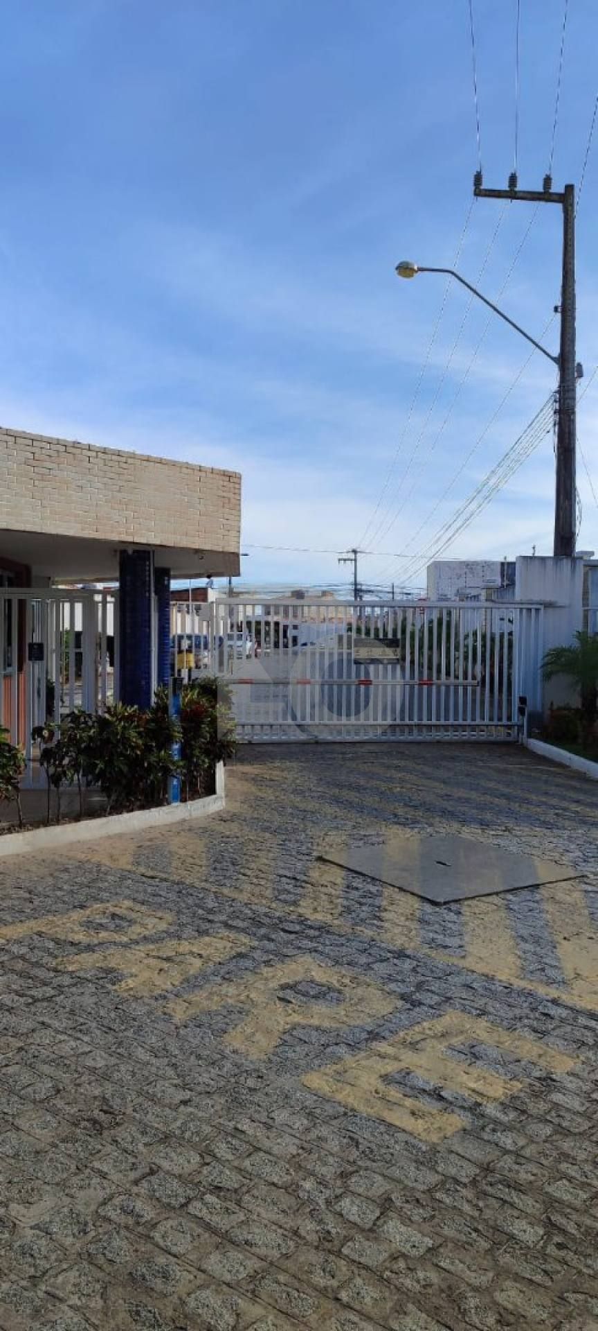 Apartamento Para Vender com 3 quartos no bairro Centro em Barra Dos Coqueiros