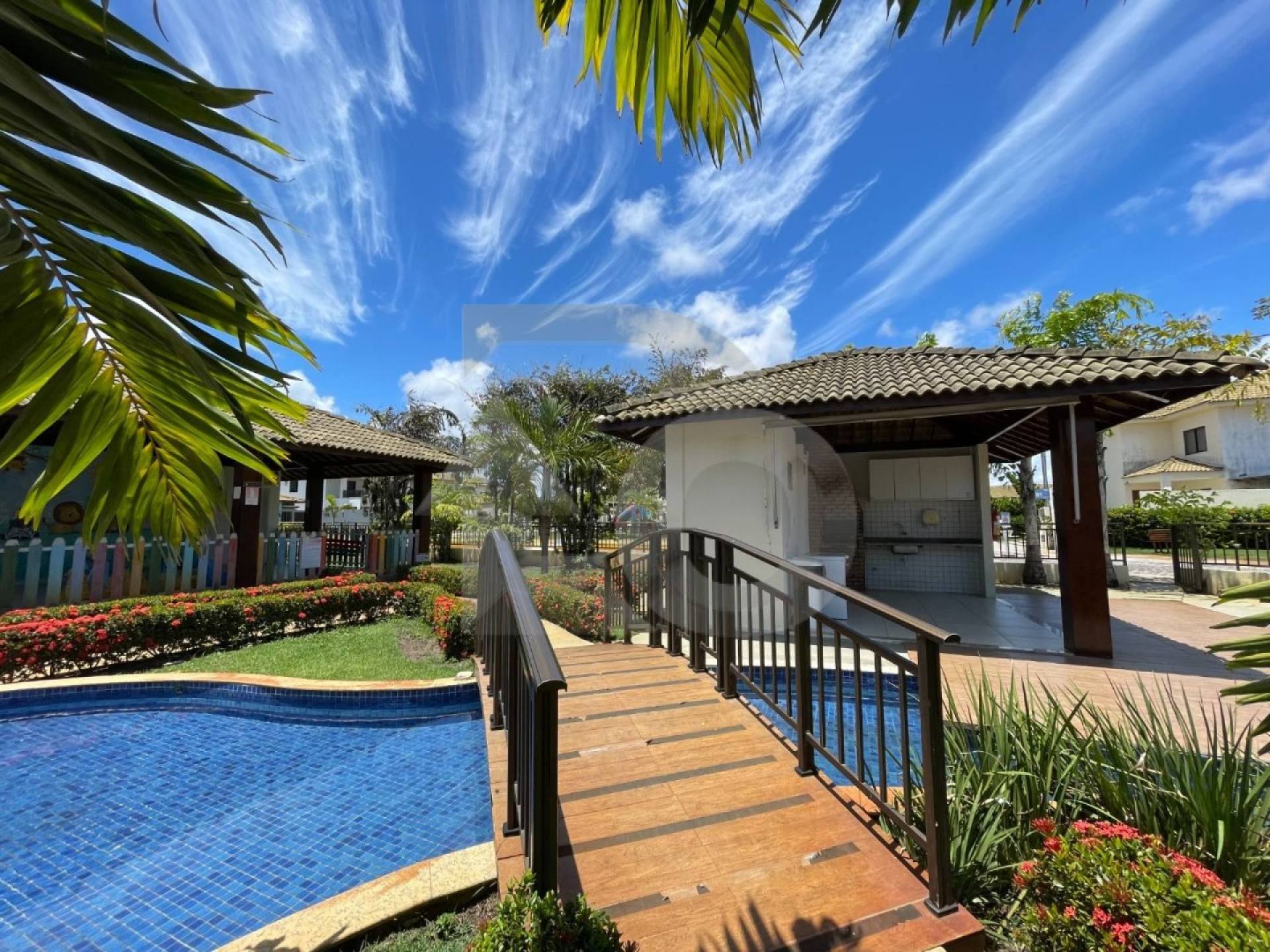 Casa de Condomínio Para Vender com 3 quartos 1 suíte no bairro Aruana em Aracaju