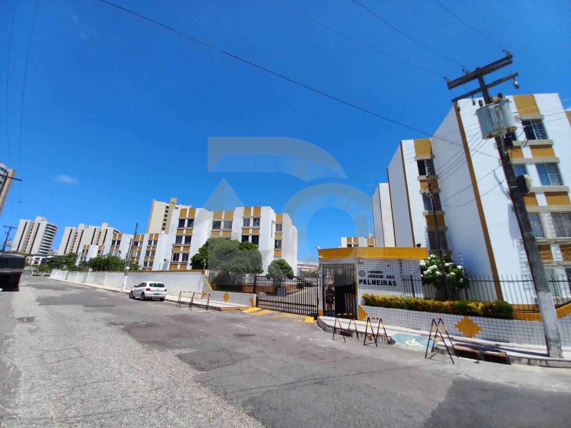 Apartamento Para Vender com 3 quartos 1 suíte no bairro Luzia em Aracaju
