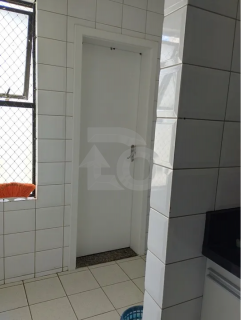 Apartamento Para Vender com 4 quartos 1 suíte no bairro Farolândia em Aracaju