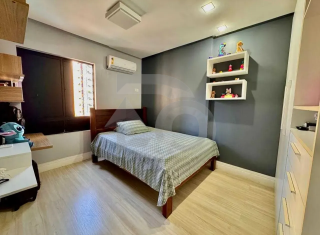 Apartamento Para Vender com 4 quartos 1 suíte no bairro Farolândia em Aracaju