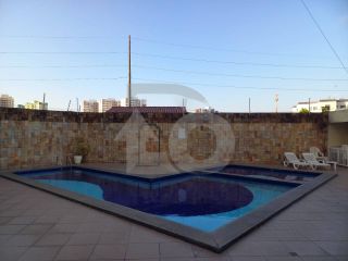 Apartamento Para Vender com 4 quartos 1 suíte no bairro Luzia em Aracaju