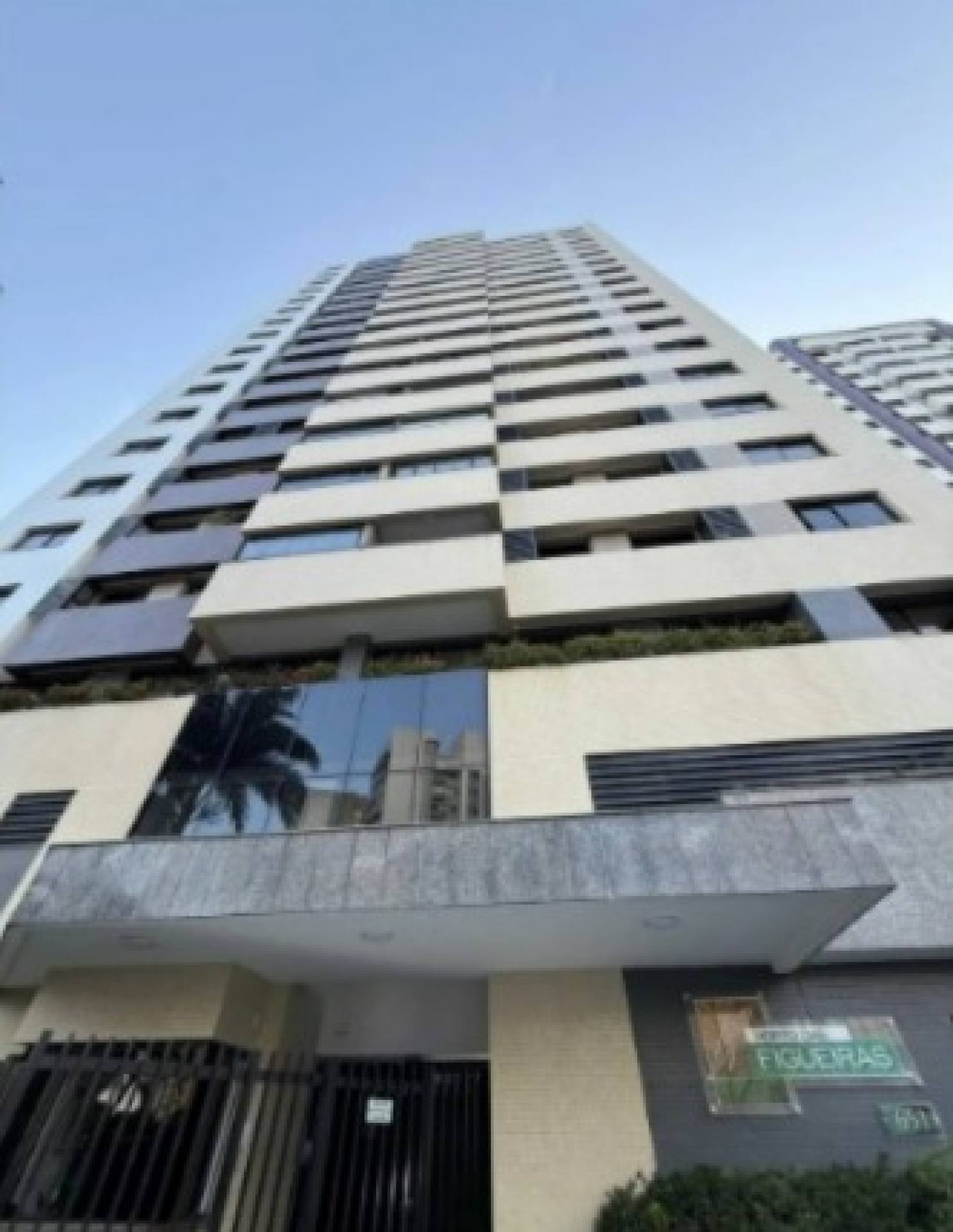 Apartamento Para Vender com 3 quartos 2 suítes no bairro Jardins em Aracaju