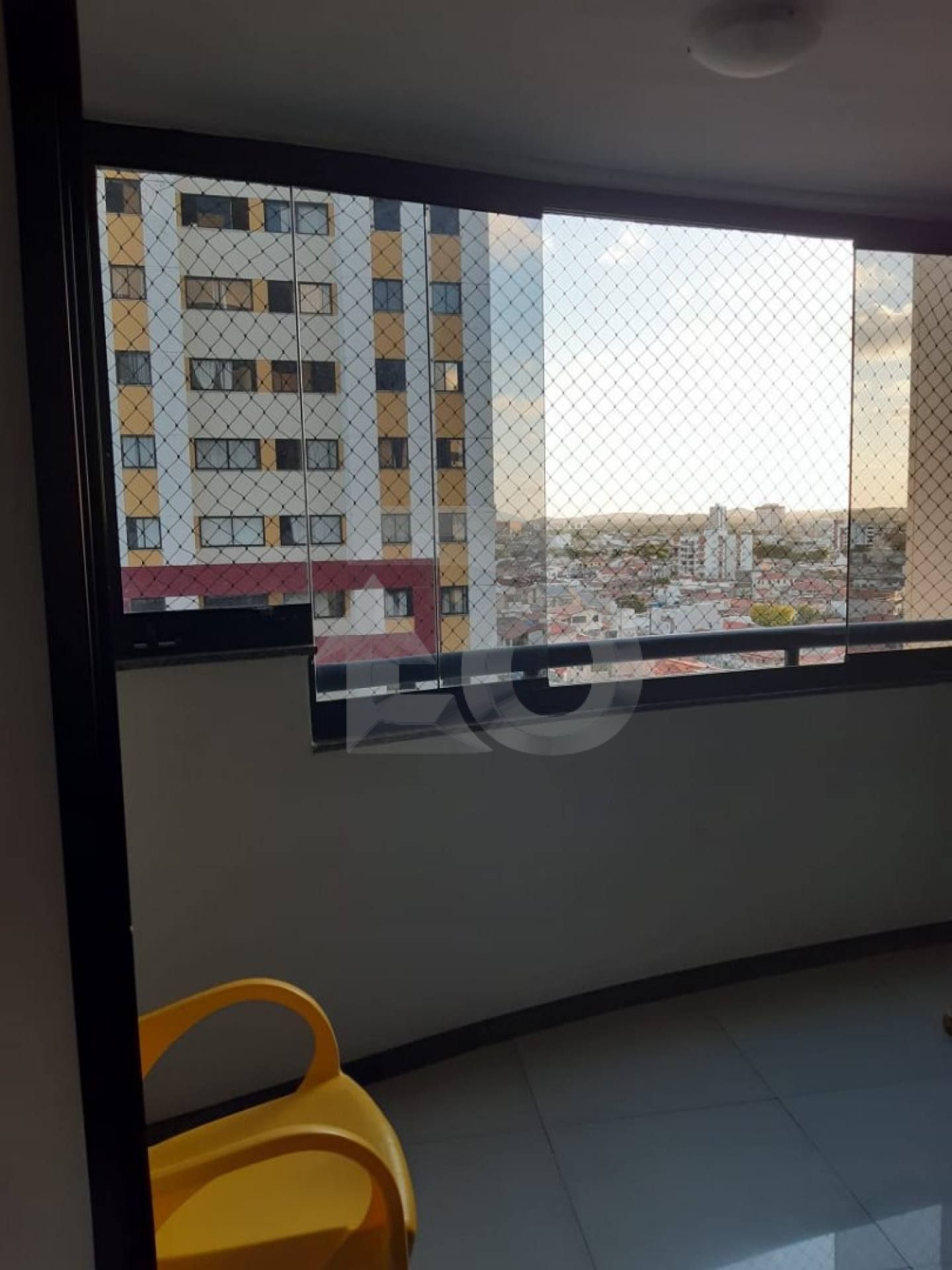 Apartamento Para Vender com 3 quartos 1 suíte no bairro Luzia em Aracaju